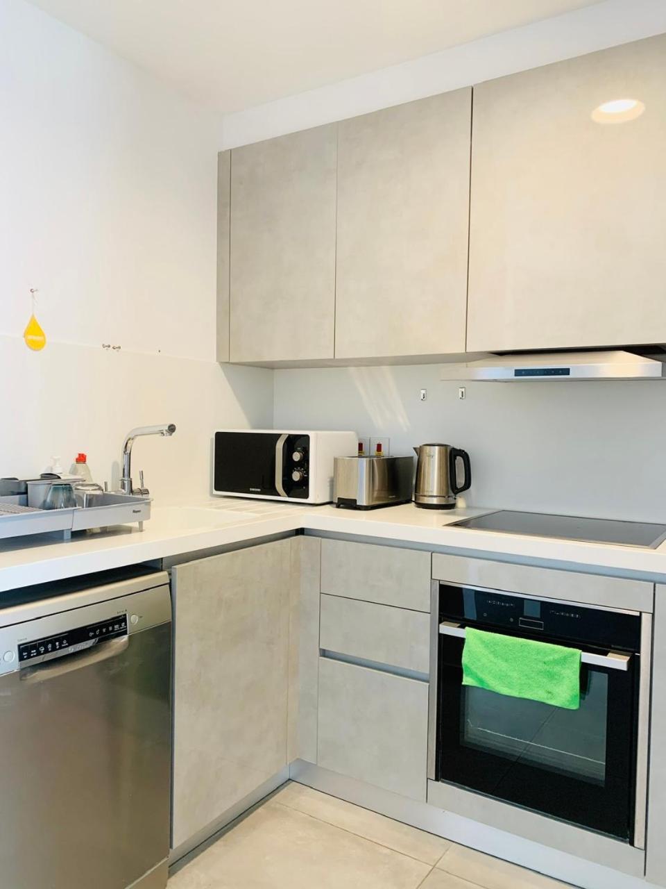 Apartment Luxury Residential - Two Bedrooms - Elysia - Center Paphos