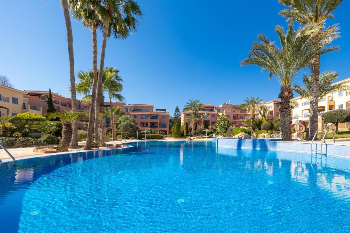 Limnaria Gardens Classic Apartment *