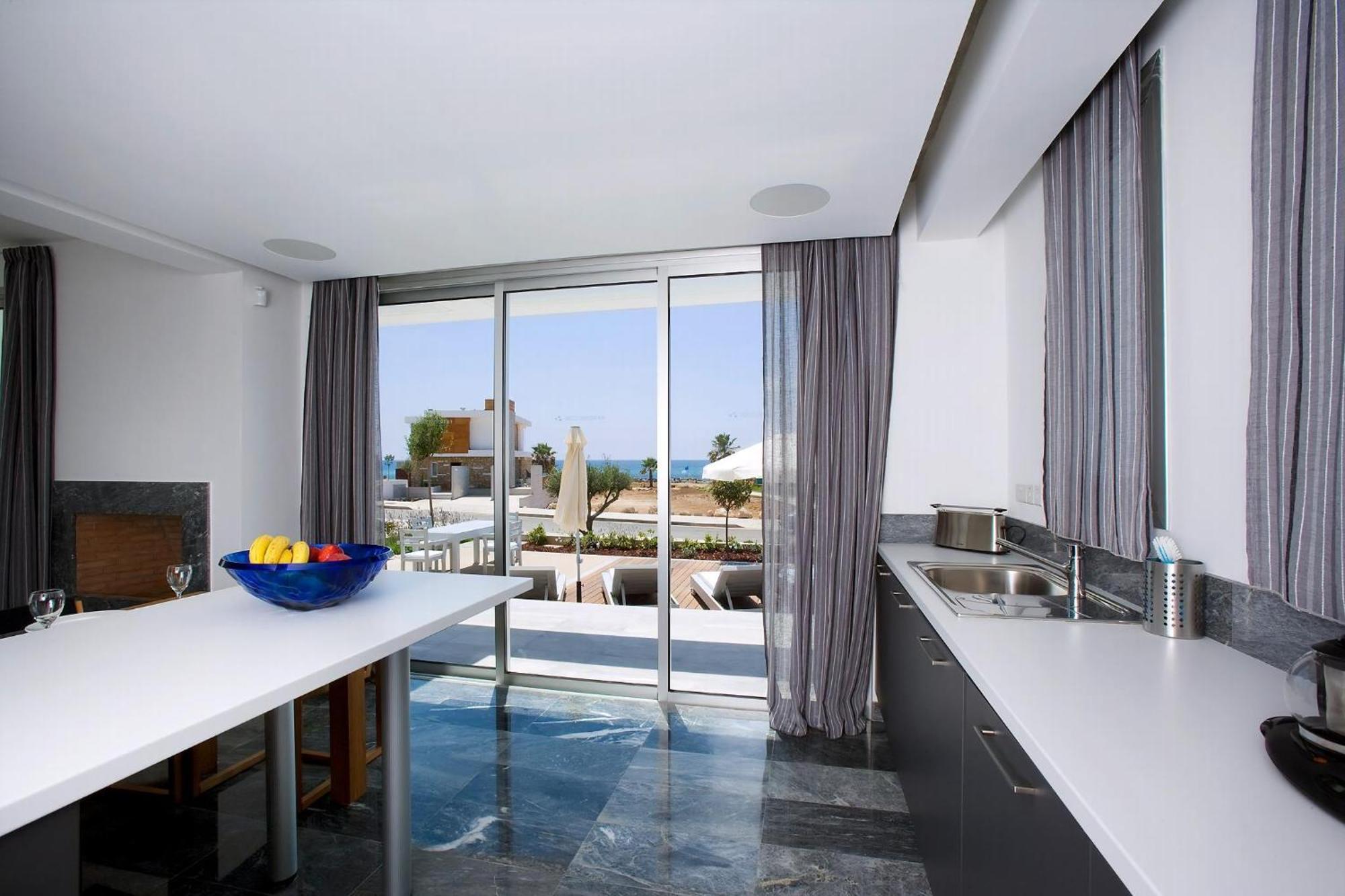 Paradise Cove Luxurious Beach Villas Aqua 2 Bedroom Villa *