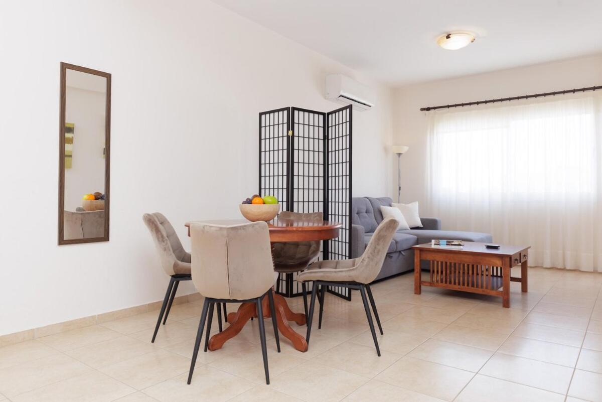 Apartment Walnut 1bed With Shared Pool Paphos