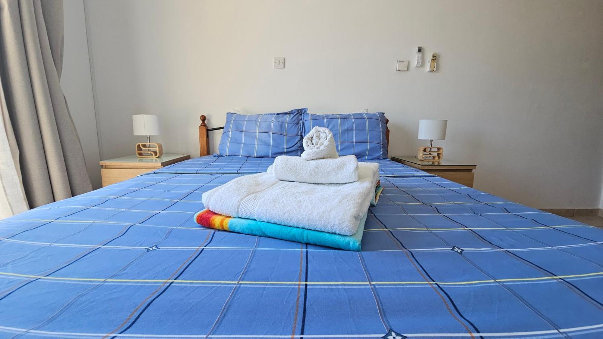 Apartment Peaceful With Double Bed - Oak Breeze *