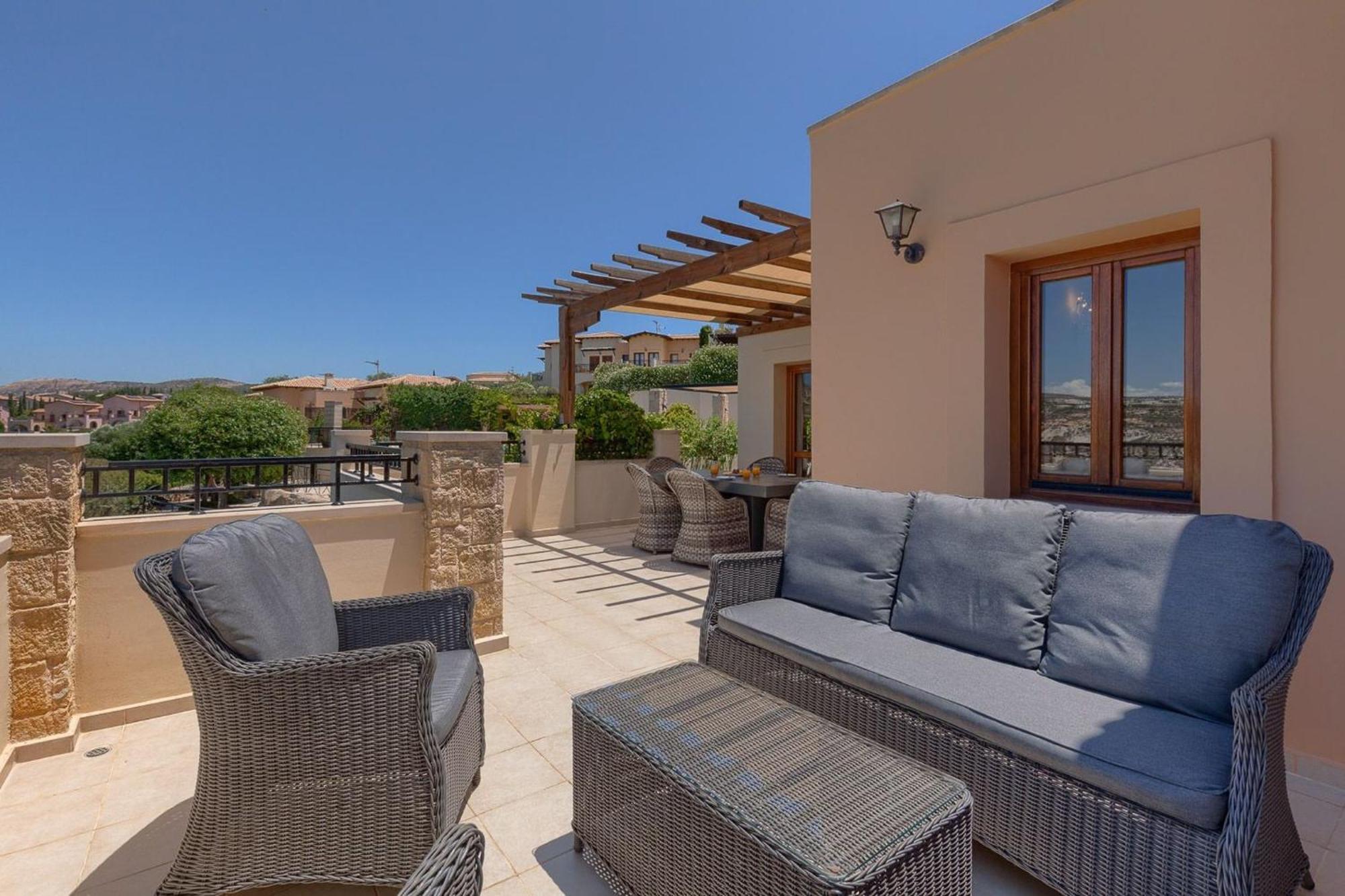 Aphrodite Hills Junior Junior Fz02 Air Conditioning 3 Bedrooms Villa *