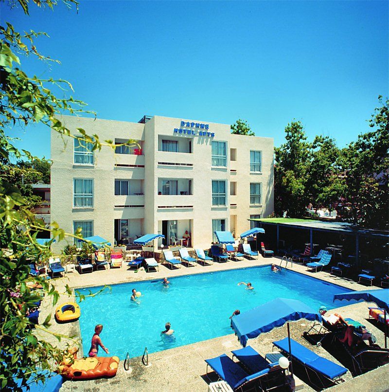 Daphne Aparthotel 3*