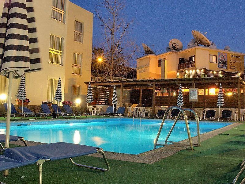 Aparthotel Daphne 3*
