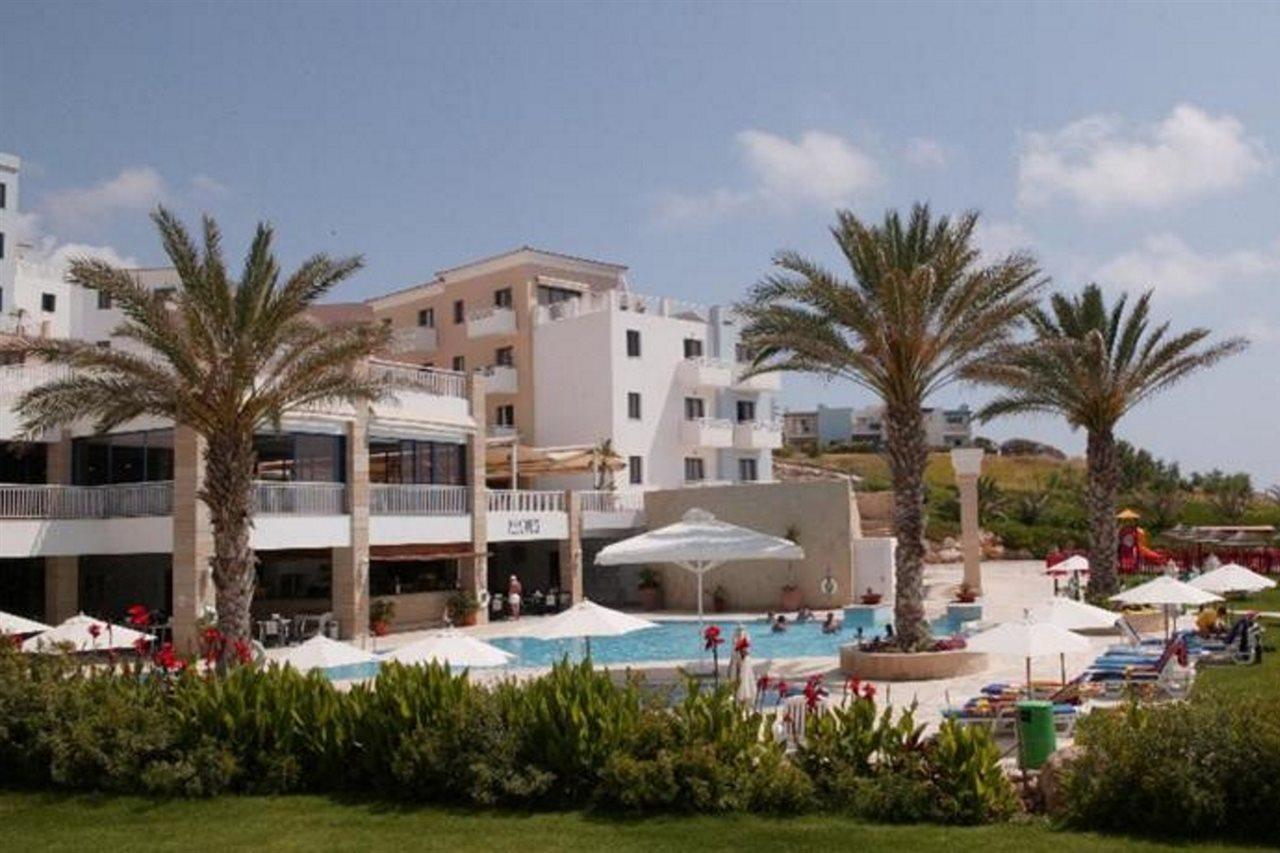 Aparthotel St. George Gardens &