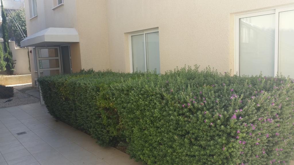 Panorama Court Apartment *