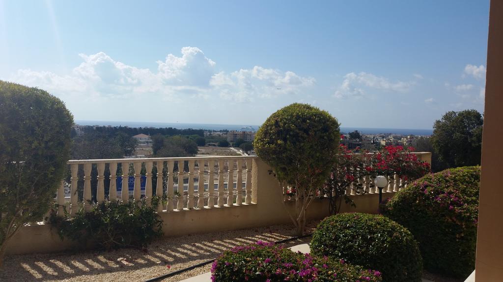 Panorama Court * Paphos