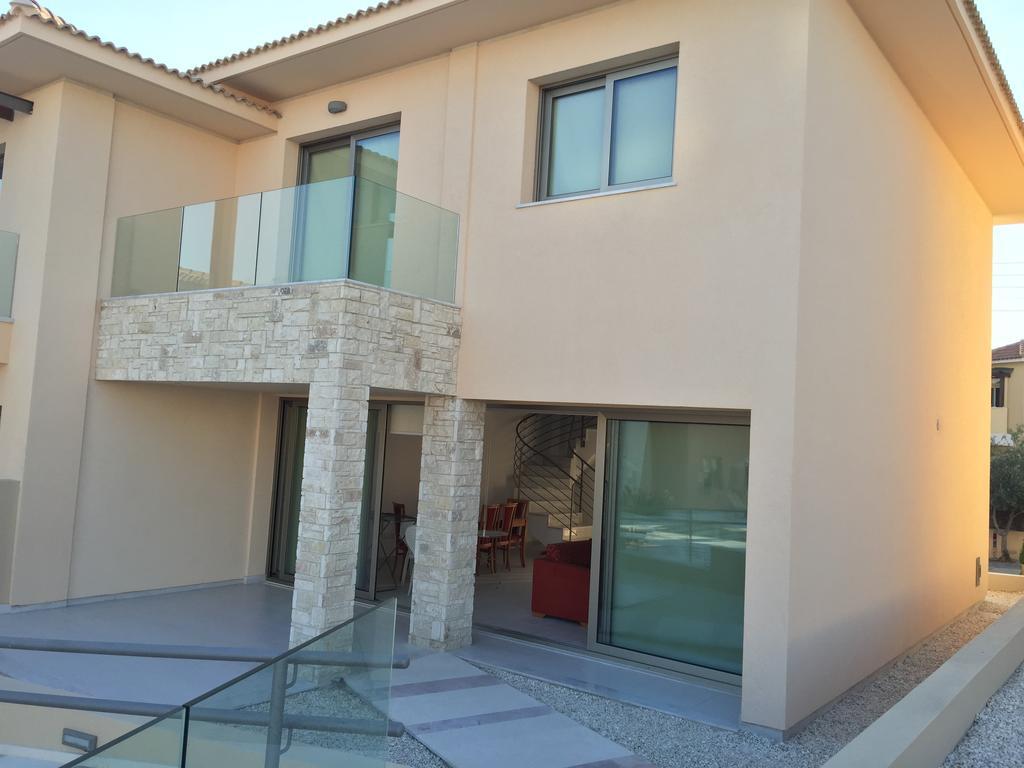 Oasis Park Villa