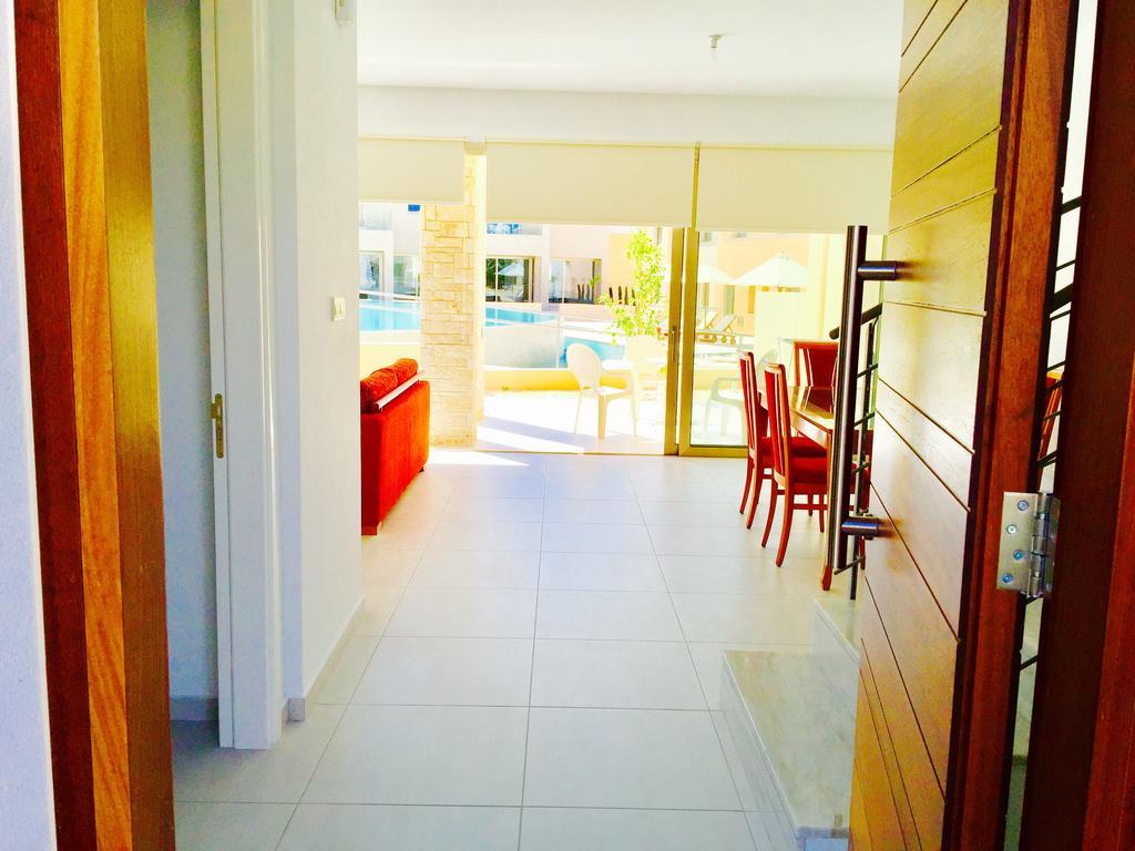 Oasis Park Villa