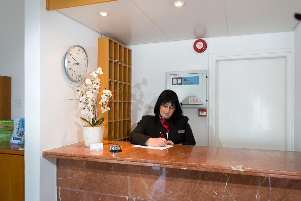 Sunny Hill Aparthotel Klorakas