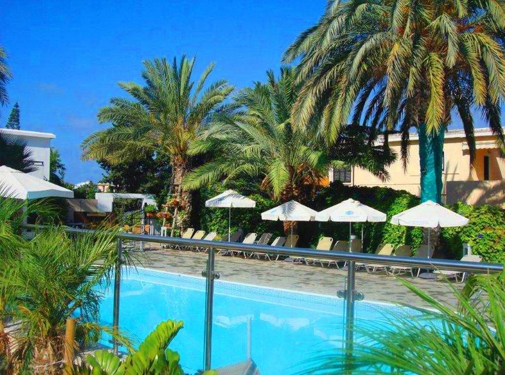 Andries Aparthotel