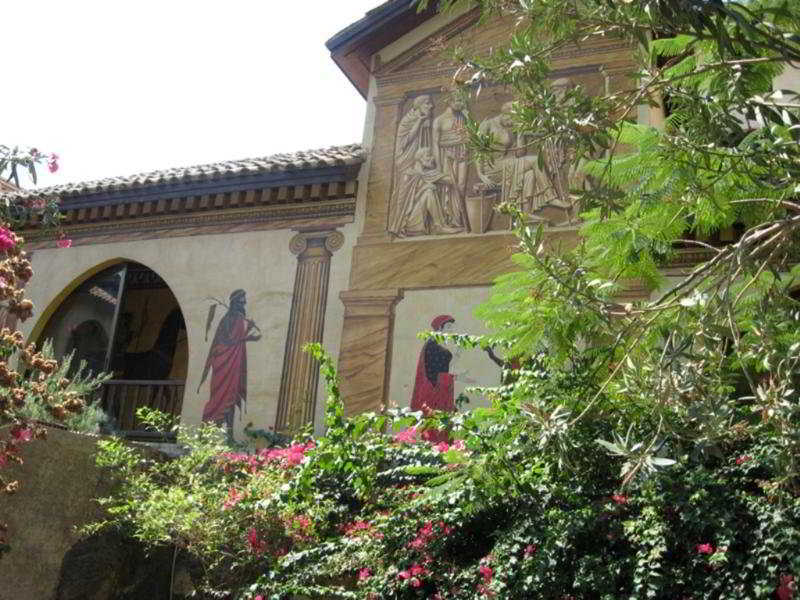 Roman Boutique 3*