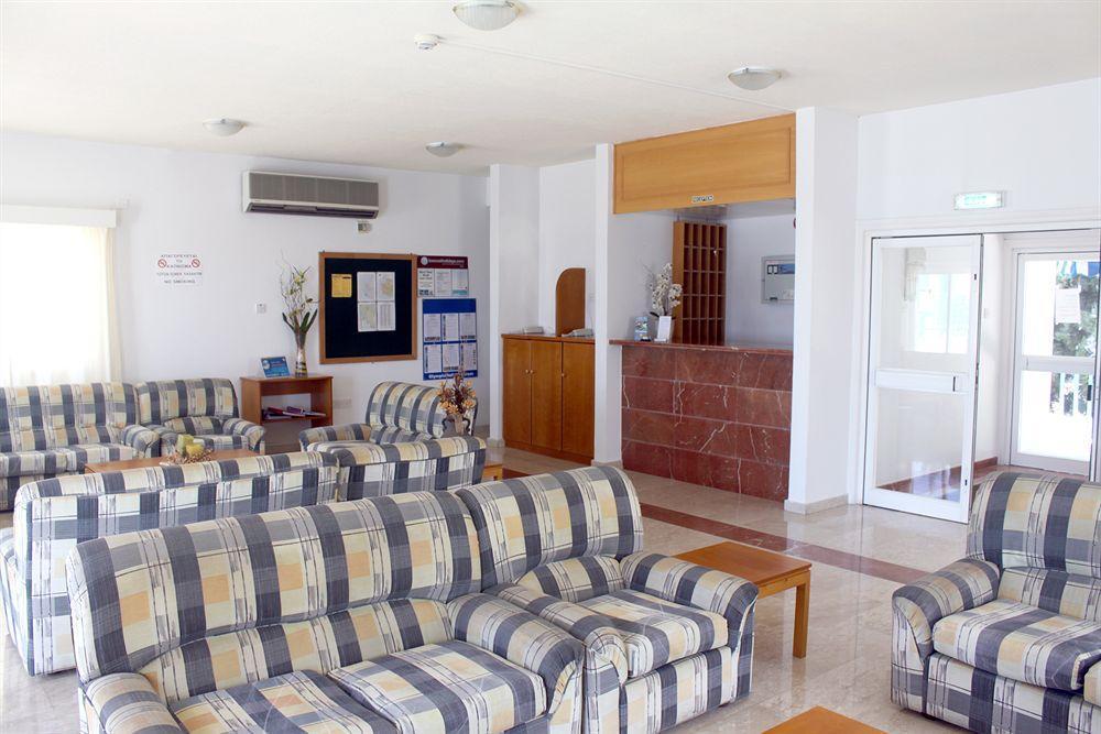 Sunny Hill Aparthotel Klorakas