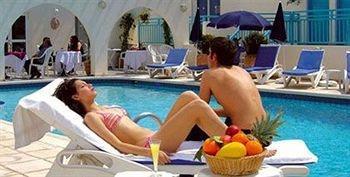 Sunny Hill Aparthotel Klorakas