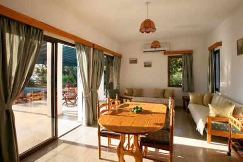 Z & X Holiday Villas 4*