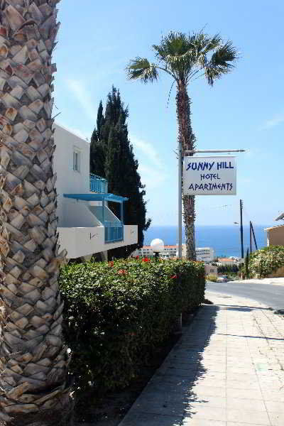 Sunny Hill 3*
