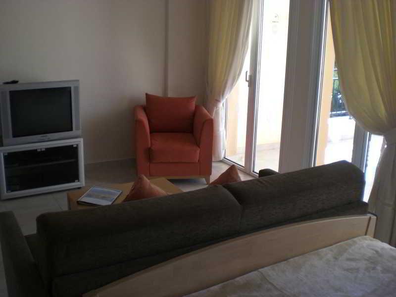 St Nicolas Aparthotel