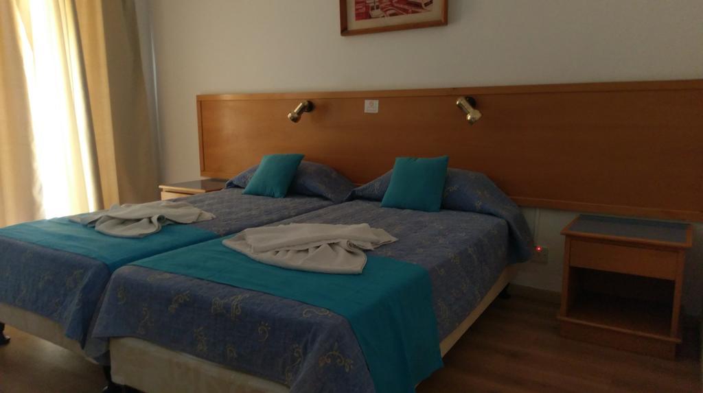 Daphne Aparthotel
