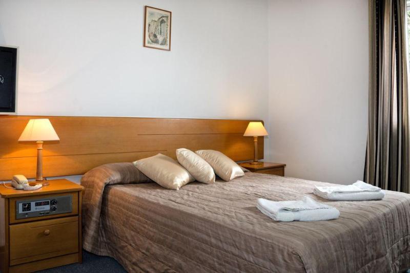 Sunny Hill Aparthotel Klorakas