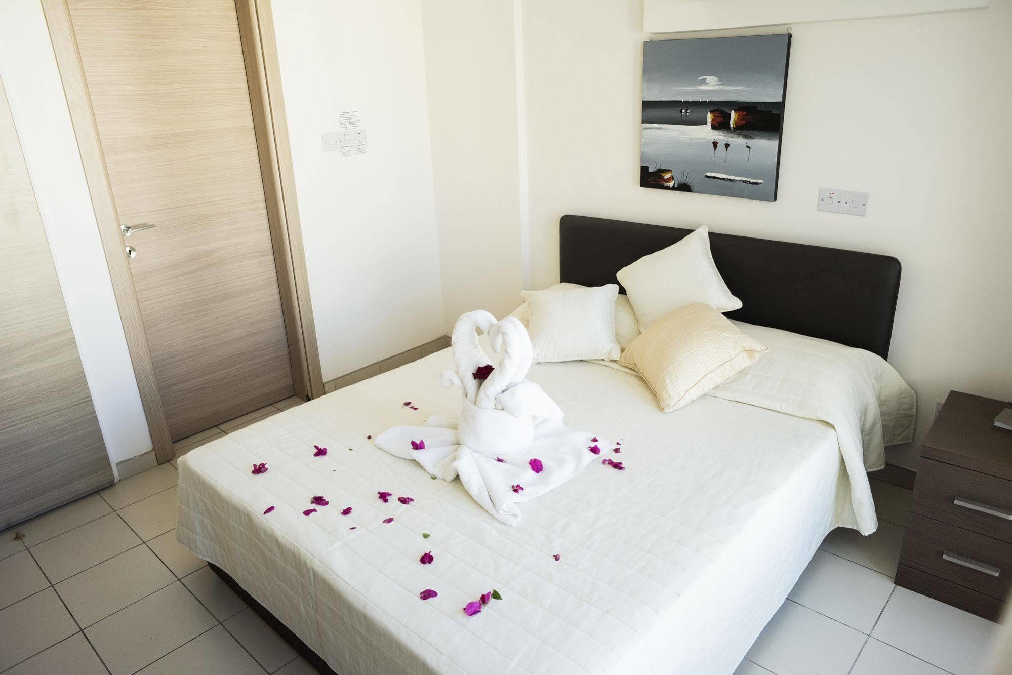 St Nicolas Aparthotel Paphos