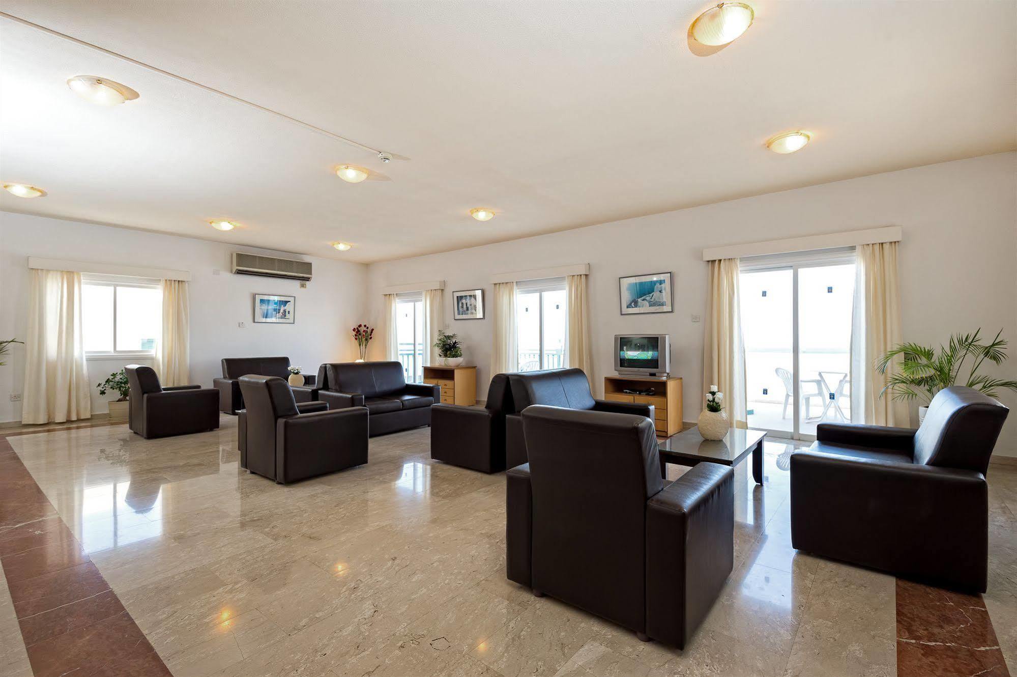 Aparthotel Sunny Hill Klorakas