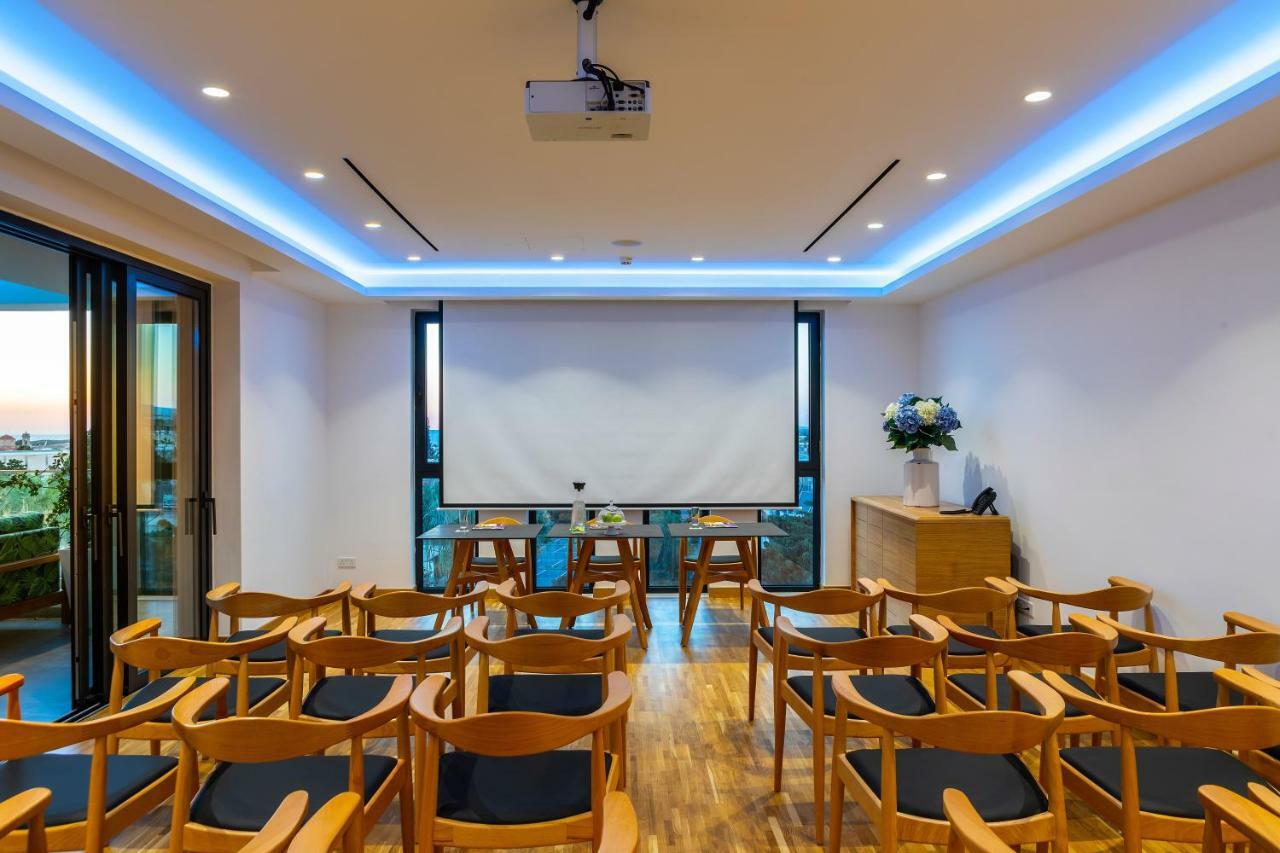 Hotel Anemi &