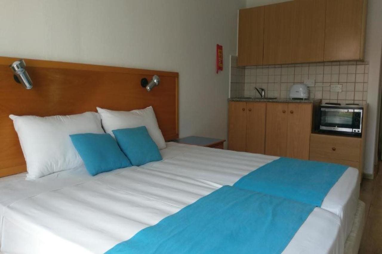Aparthotel Daphne 3*
