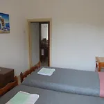 Niki Court Holiday Apartments