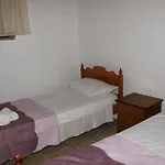 Georgia\'S House