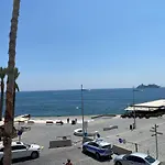 Sea La Vie #1 - Luxury Seaview Apartment