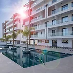 Universal Residences D IV - Studio Apartments