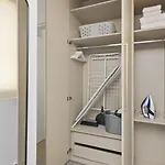 Universal Residences D IV - Studio Apartments