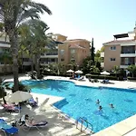 H&O Golden Sun Suite