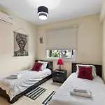 A Piece Of Africa In Mandria By Vichy Holidays