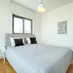 Avenue 201 2 Bed