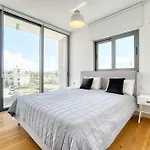 Avenue 201 2 Bed