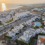 H&O Solmare By The Sea Apartment