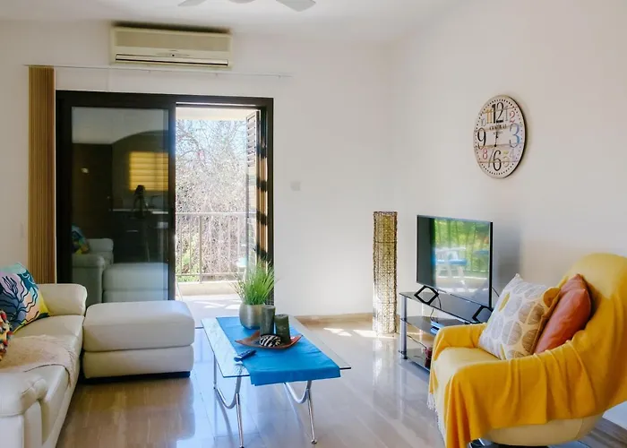 Dalia 4, 2 Bedroom Flat Near The Sea In Kato Paphos-Paphos