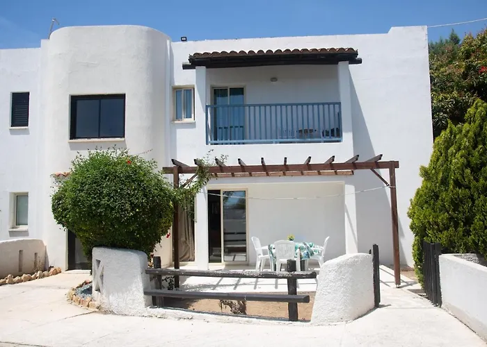 Always Welcome! Near Beach, Cml Swimming Pool