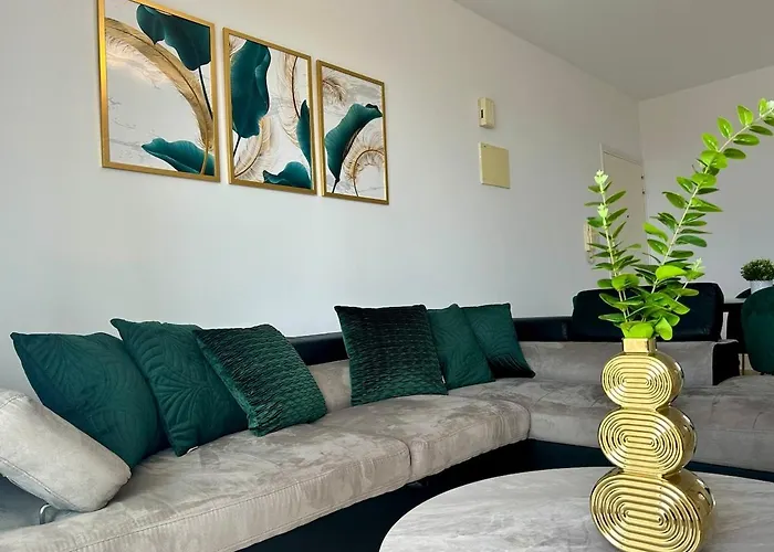 Emerald Sea View Suite