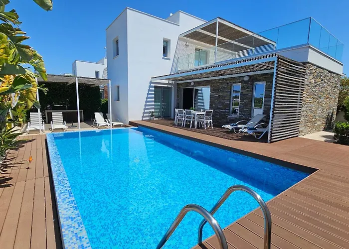Villa Akti Plage 3 Bed