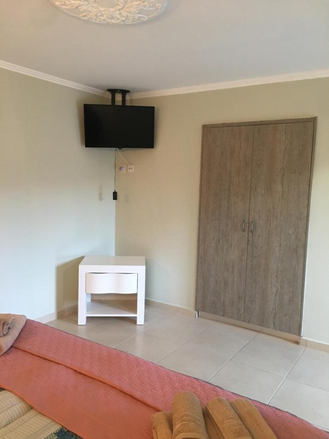Livadia Apartment Paphos