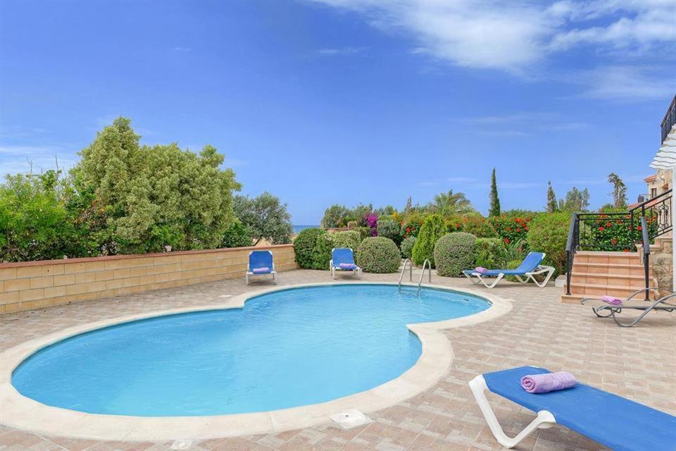 Villa Argaka Beachfront