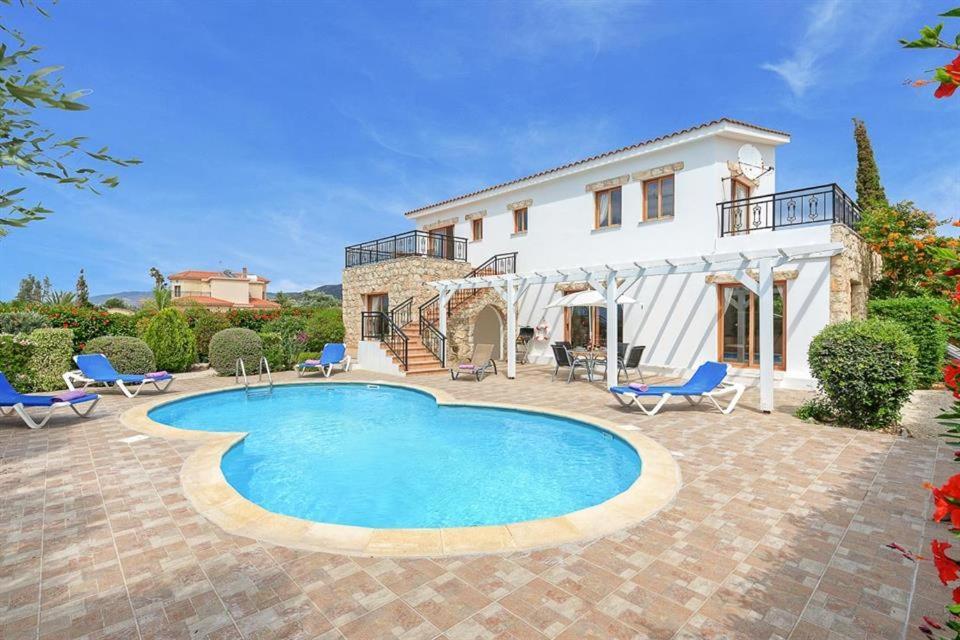 Argaka Beachfront Villa