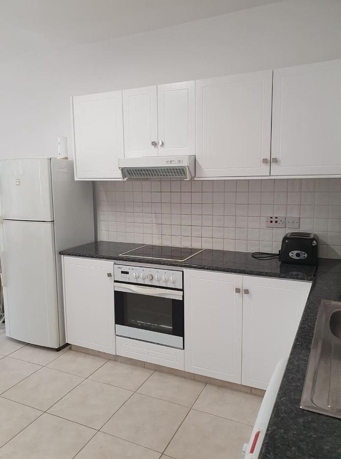 Apartment Central Gem - 10 Min Walk To The Sea, Harbor And Mall Paphos