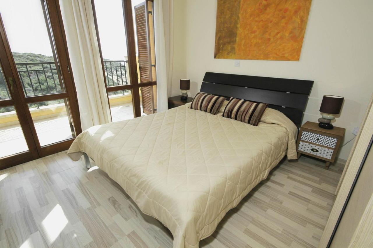 Villa Aphrodite Hills Junior Villas Junior Villa Td01 Air Conditioning Private Pool 3 Bedrooms P