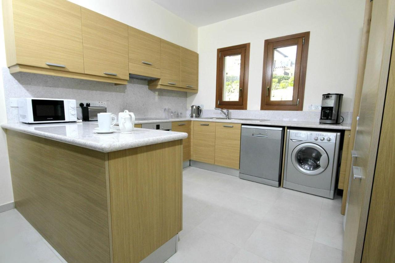 Villa Aphrodite Hills Junior Villas Junior Villa Td01 Air Conditioning Private Pool 3 Bedrooms P *