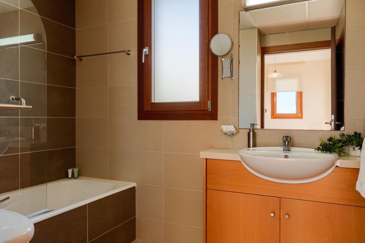 Villa Aphrodite Hills Holiday Residences Junior Villas 2 Bedroom Junior Villa With Private Pool - J003 Paphos