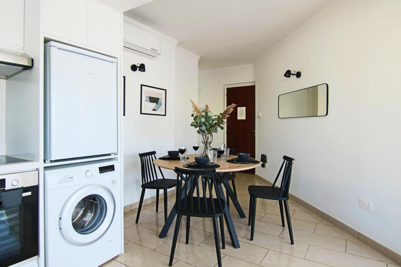Phaedrus Living: Seaside Modern Flat Lighthouse 63 Paphos