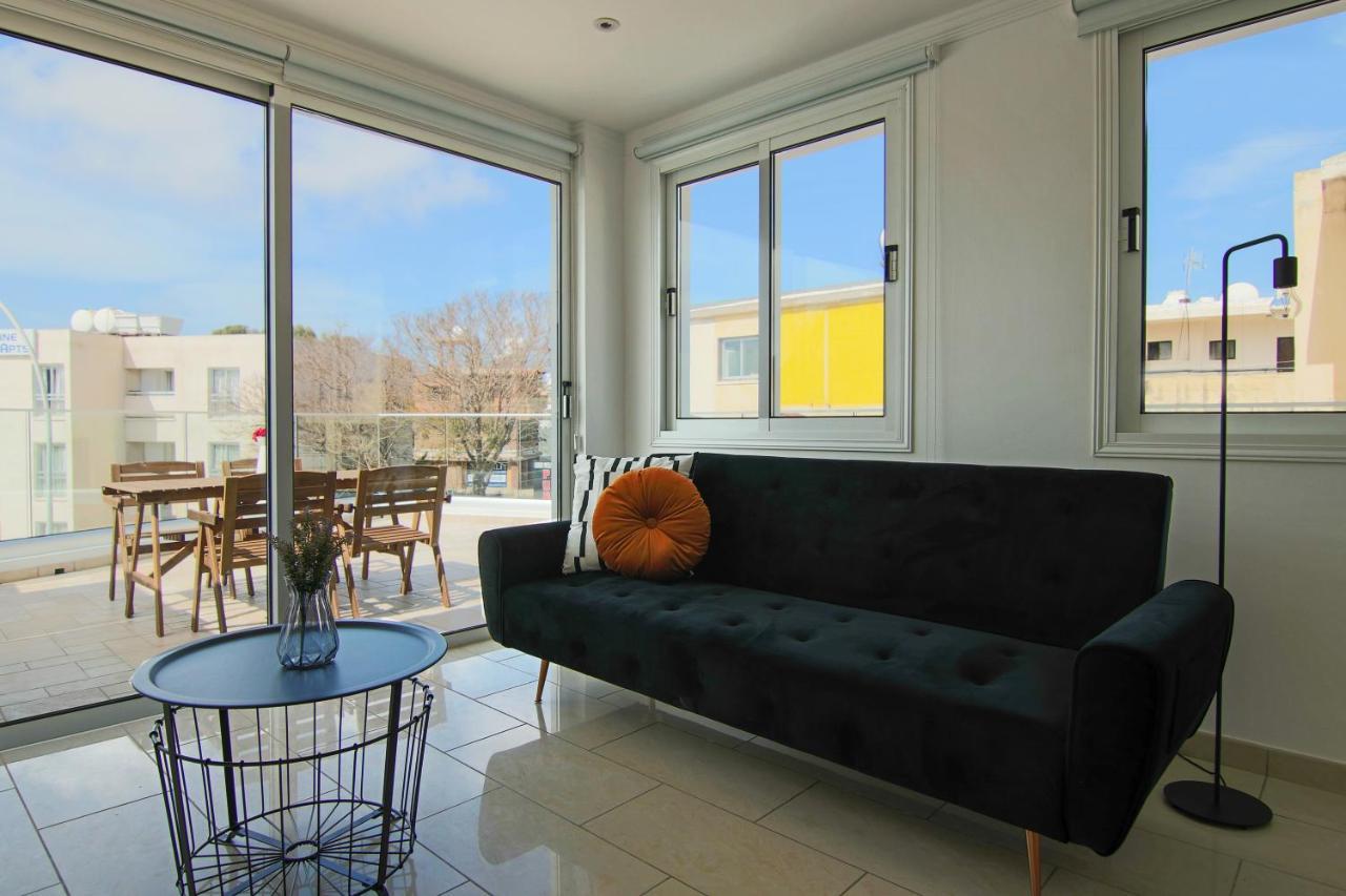 Apartment Phaedrus Living: Seaside Modern Flat Lighthouse 63